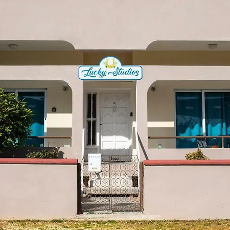 Lucky 2 Apartment