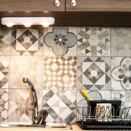 アパート Lucky 2 パラリムニ